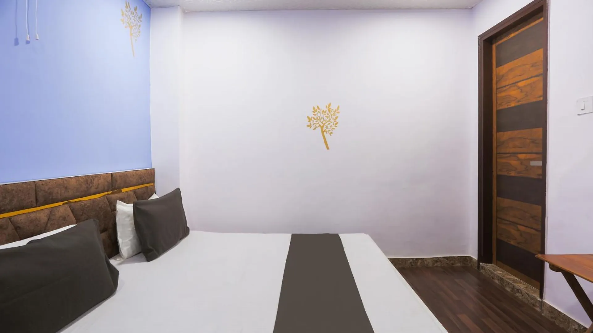 Hotel O Mykonos Guest House New Delhi 3*,